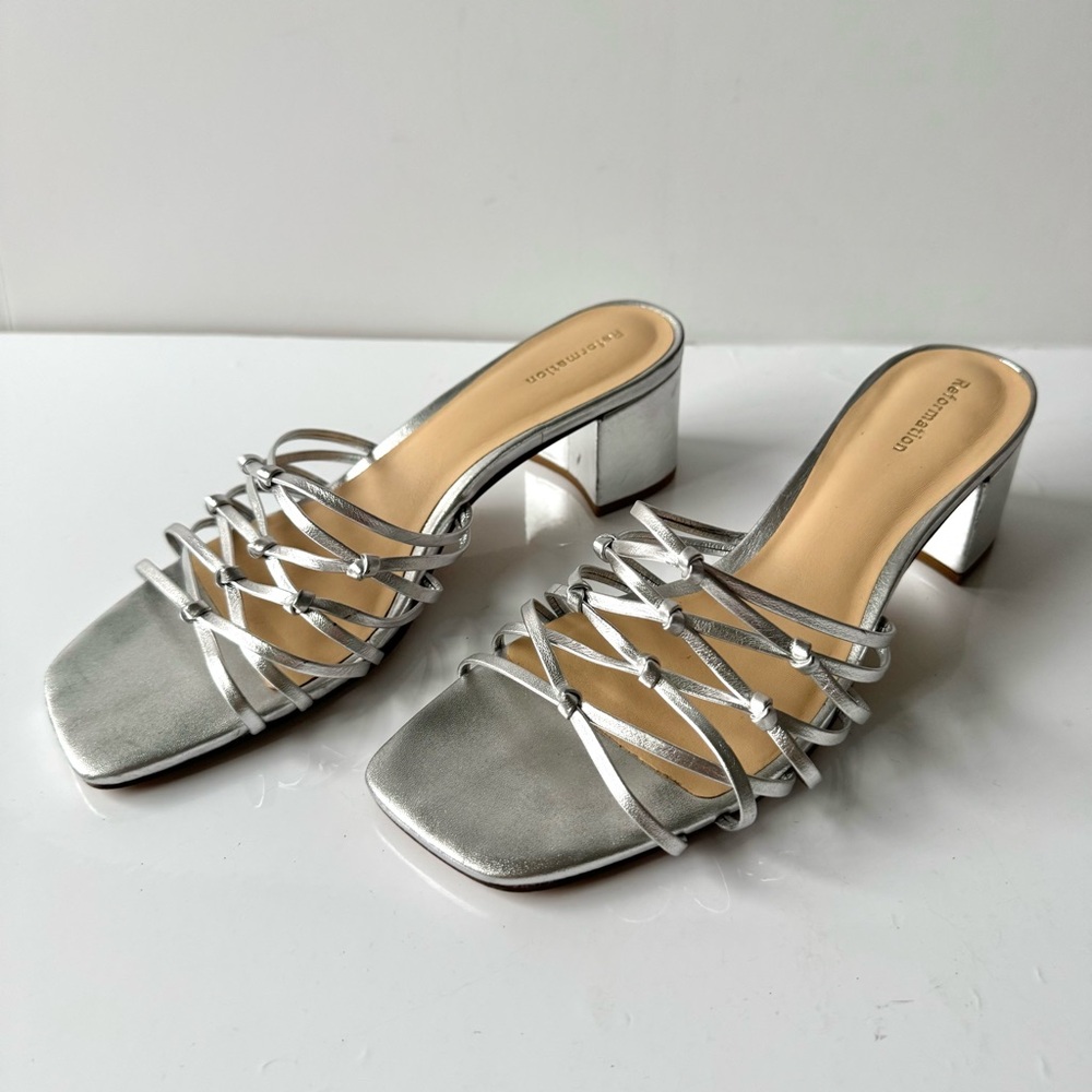 Reformation Eva knotted Block Heel in Silver Size 6.5